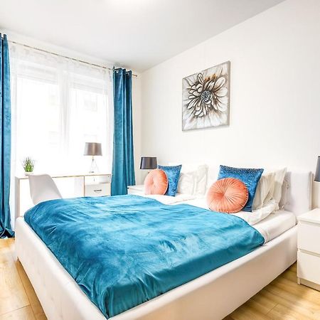 Modern Apartment With Free Garage And Balcony In The Downtown Budapest Exterior foto