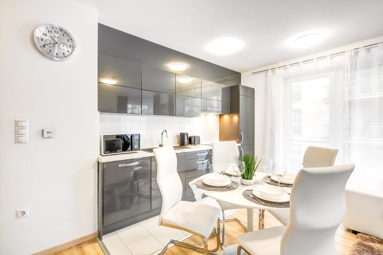 Modern Apartment With Free Garage And Balcony In The Downtown Budapest Exterior foto