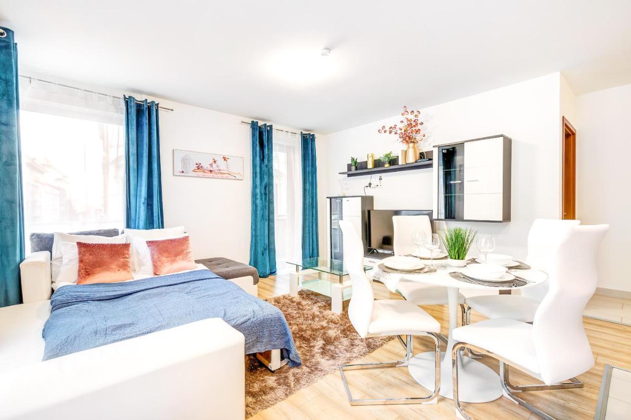 Modern Apartment With Free Garage And Balcony In The Downtown Budapest Exterior foto
